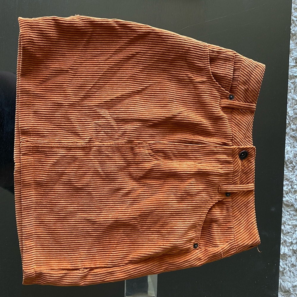 Velvet mini brown skirt for fall